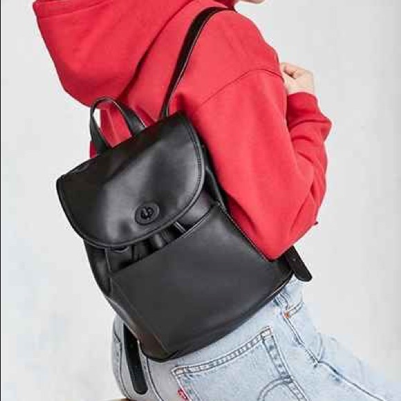 Urban Outfitters Handbags - 🌼 HP 🌼 Urban Outfitter Classic Leather  Backpack
